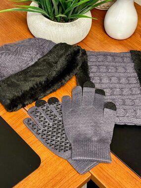 Black Hat Gloves & Neck Warmer Set Touchscreen Grip Gloves Soft Cable Knit Winte